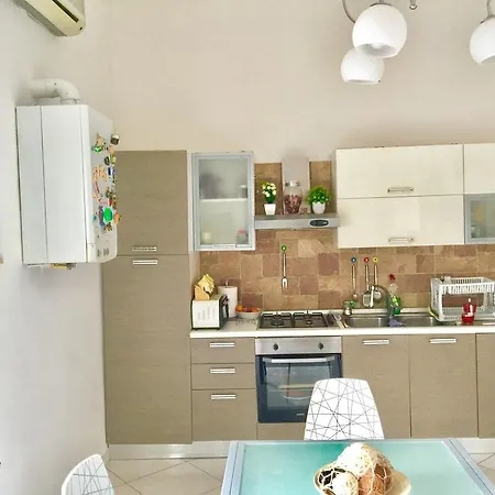 Miseria E Nobilta Check-in From 12 00 To 15 00 公寓 那不勒斯