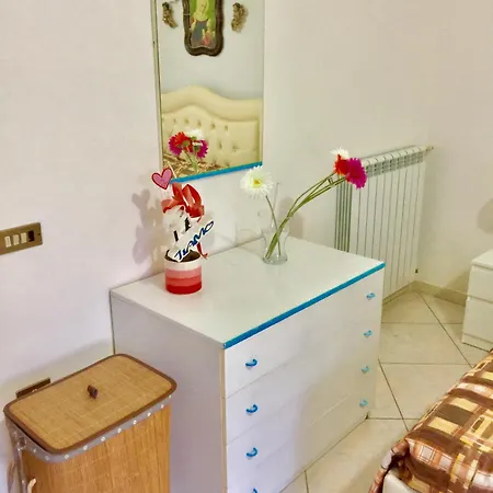 Miseria E Nobilta Check-in From 12 00 To 15 00 公寓 *